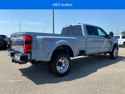 2026 Ford F-450SD Platinum DRW