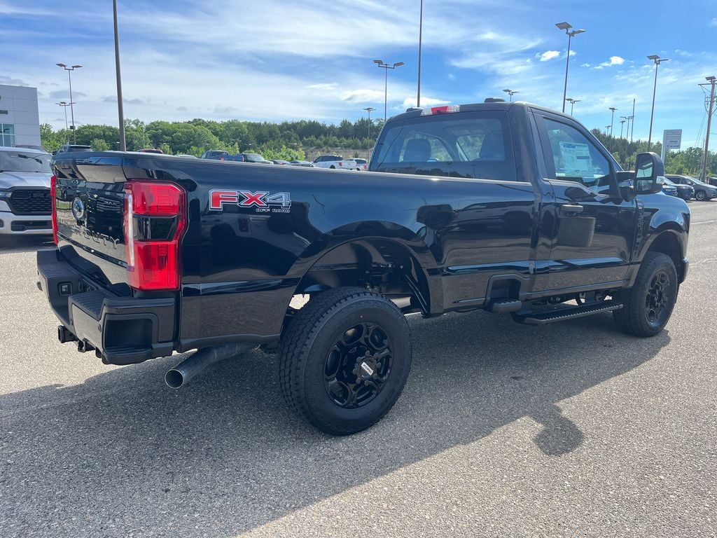 2025 Ford F-350SD XL