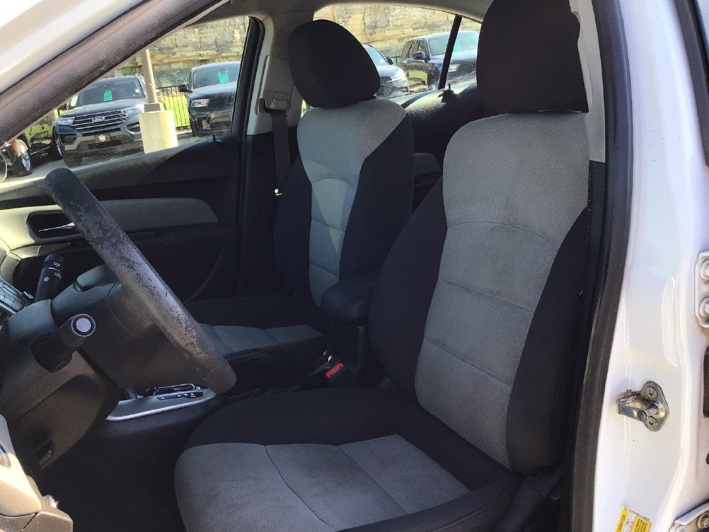 2014 Chevrolet Cruze LS Auto