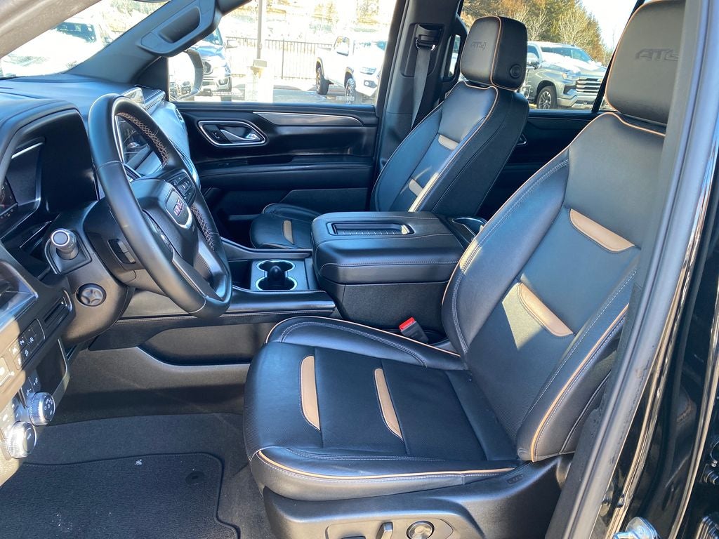 2023 GMC Yukon XL AT4