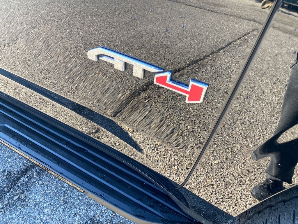 2023 GMC Yukon XL AT4