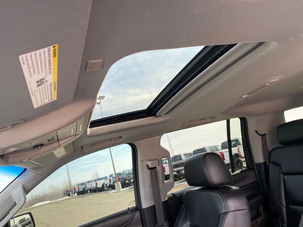 2020 Chevrolet Suburban 4WD LT