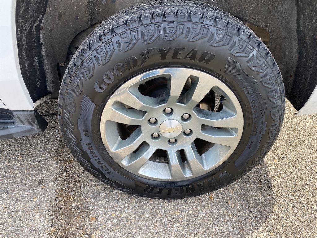 2020 Chevrolet Suburban 4WD LT