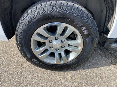 2020 Chevrolet Suburban 4WD LT