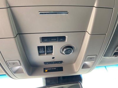 2020 Chevrolet Suburban 4WD LT