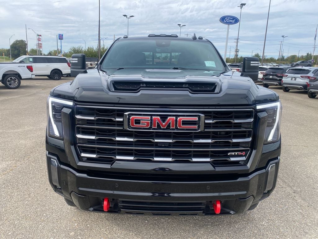 2024 GMC Sierra 2500HD 4WD Crew Cab Standard Bed AT4