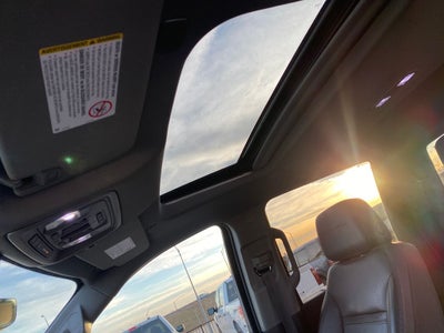 2023 GMC Sierra 2500HD 4WD Crew Cab Standard Bed Denali