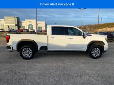 2023 GMC Sierra 2500HD 4WD Crew Cab Standard Bed Denali