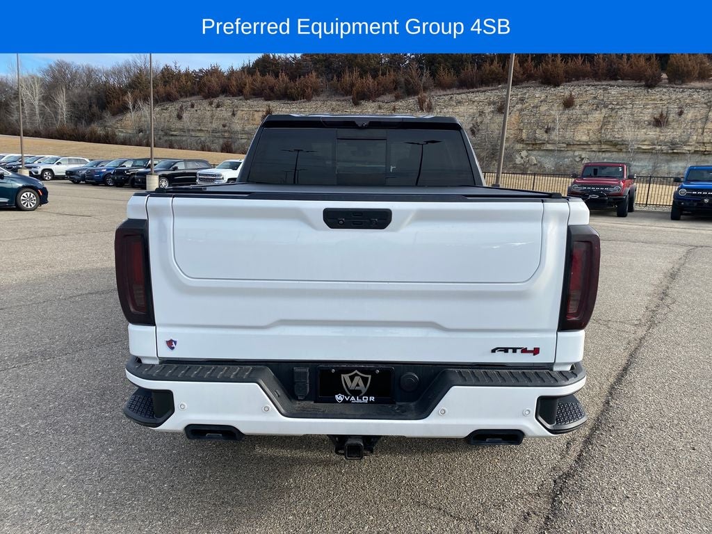 2021 GMC Sierra 1500 4WD Crew Cab Short Box AT4