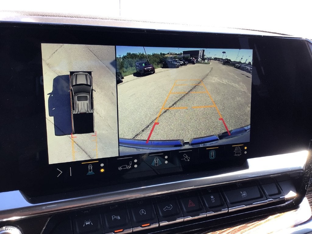2023 GMC Sierra 1500 4WD Crew Cab Short Box Elevation with 3SB