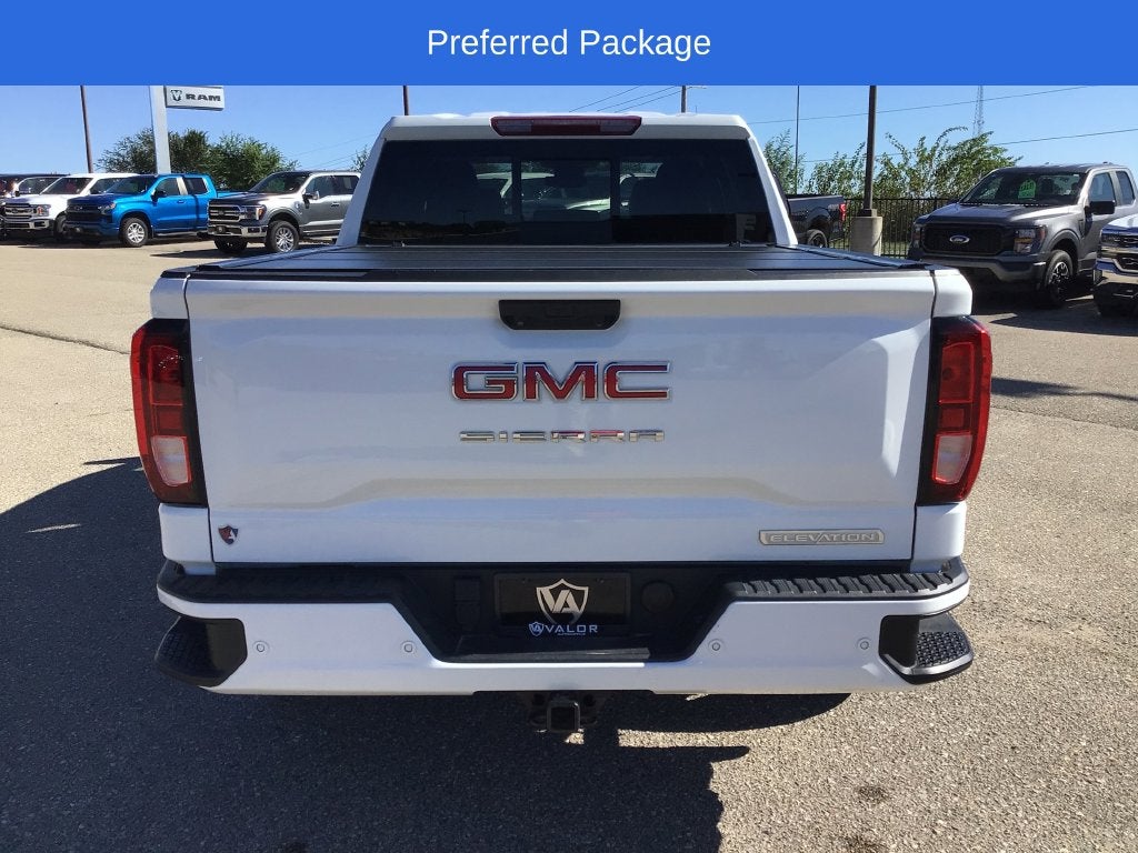 2023 GMC Sierra 1500 4WD Crew Cab Short Box Elevation with 3SB