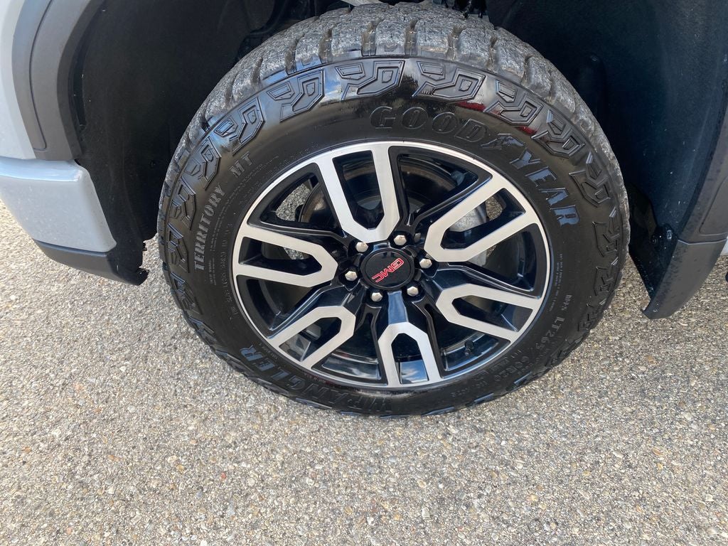 2025 GMC Sierra 1500 AT4