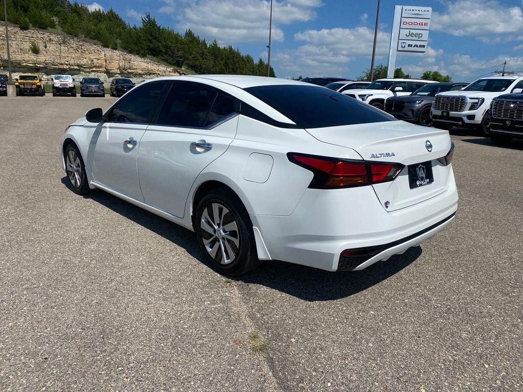2022 Nissan Altima S FWD