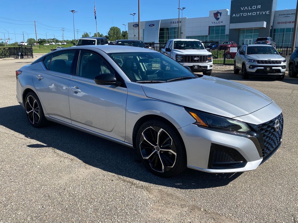 2024 Nissan Altima SR FWD