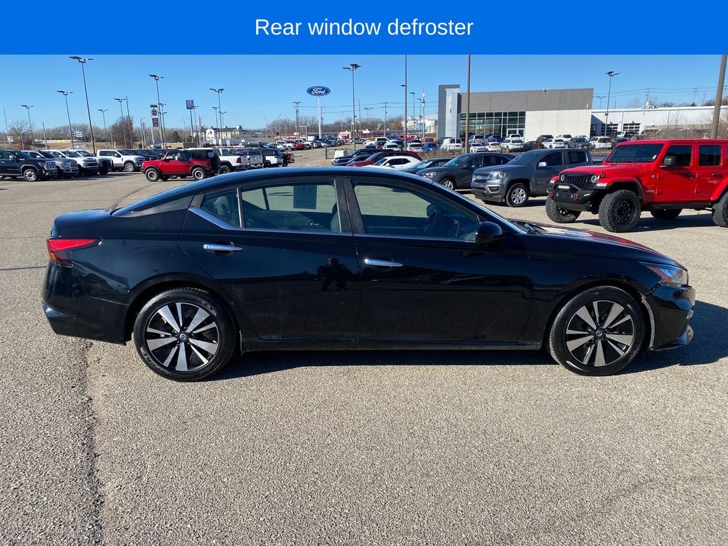 2022 Nissan Altima SV FWD