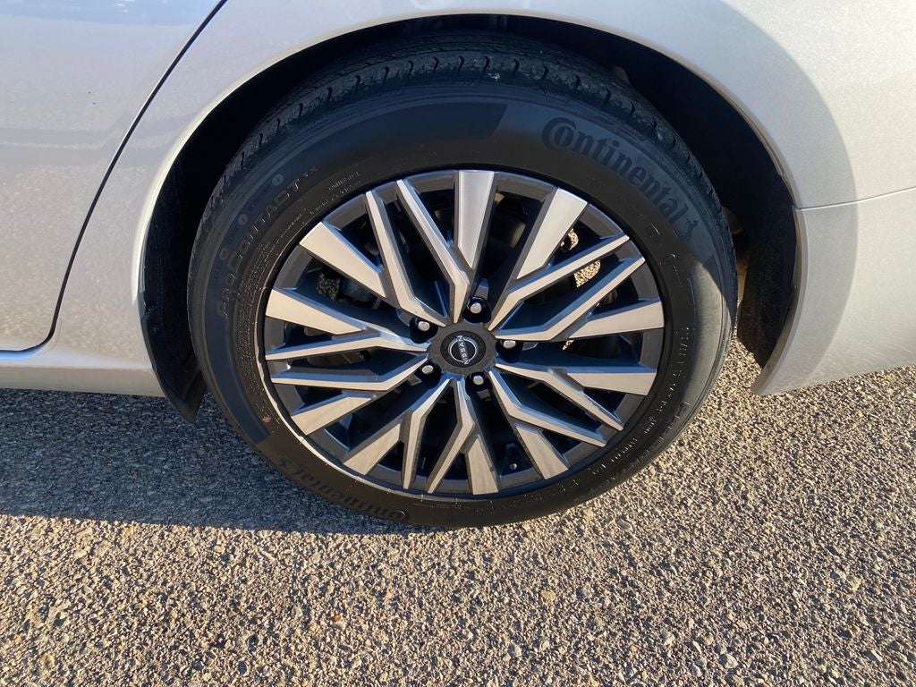 2024 Nissan Altima SV FWD