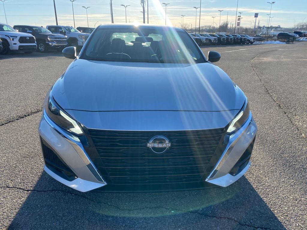 2024 Nissan Altima SV FWD