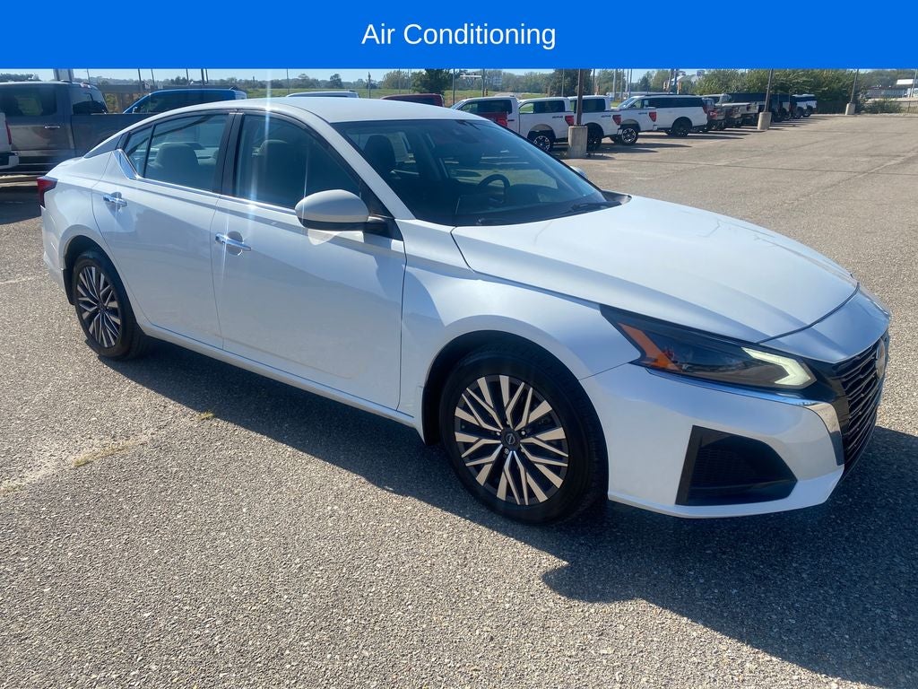 2023 Nissan Altima SV Intelligent AWD