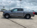 2021 Nissan TITAN Crew Cab SV 4x4