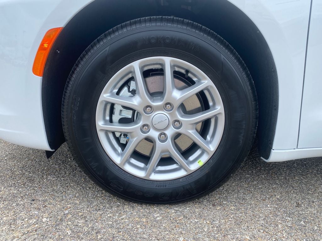 2027 Chrysler Pacifica PACIFICA SELECT
