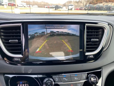 2026 Chrysler Voyager VOYAGER LX