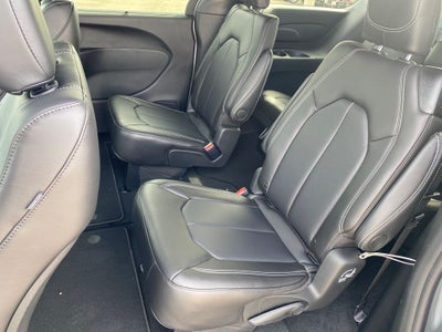 2026 Chrysler Voyager VOYAGER LX