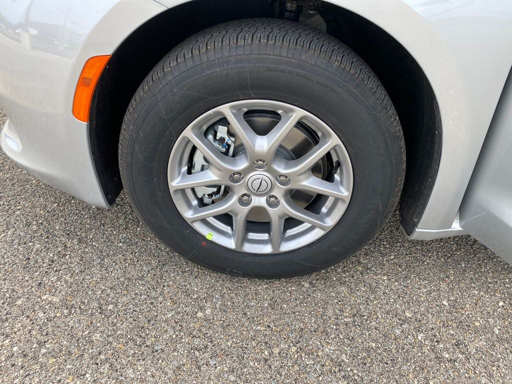 2026 Chrysler Voyager VOYAGER LX