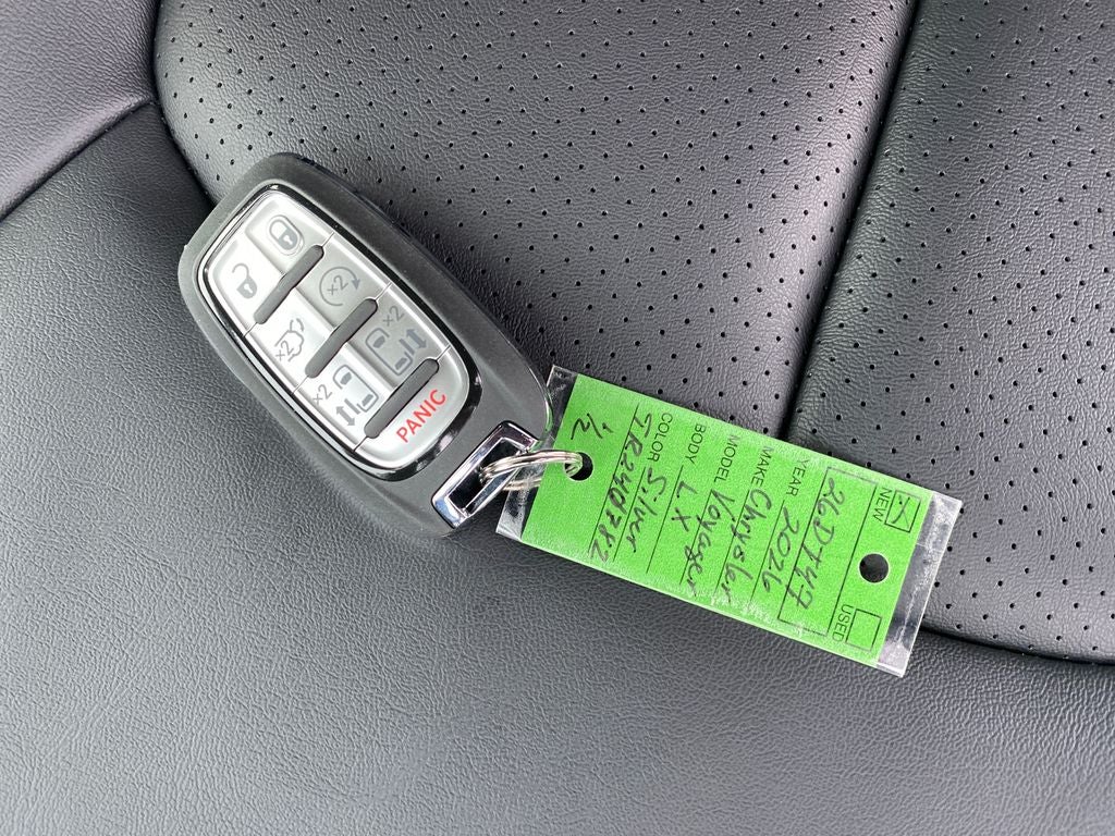 2026 Chrysler Voyager VOYAGER LX