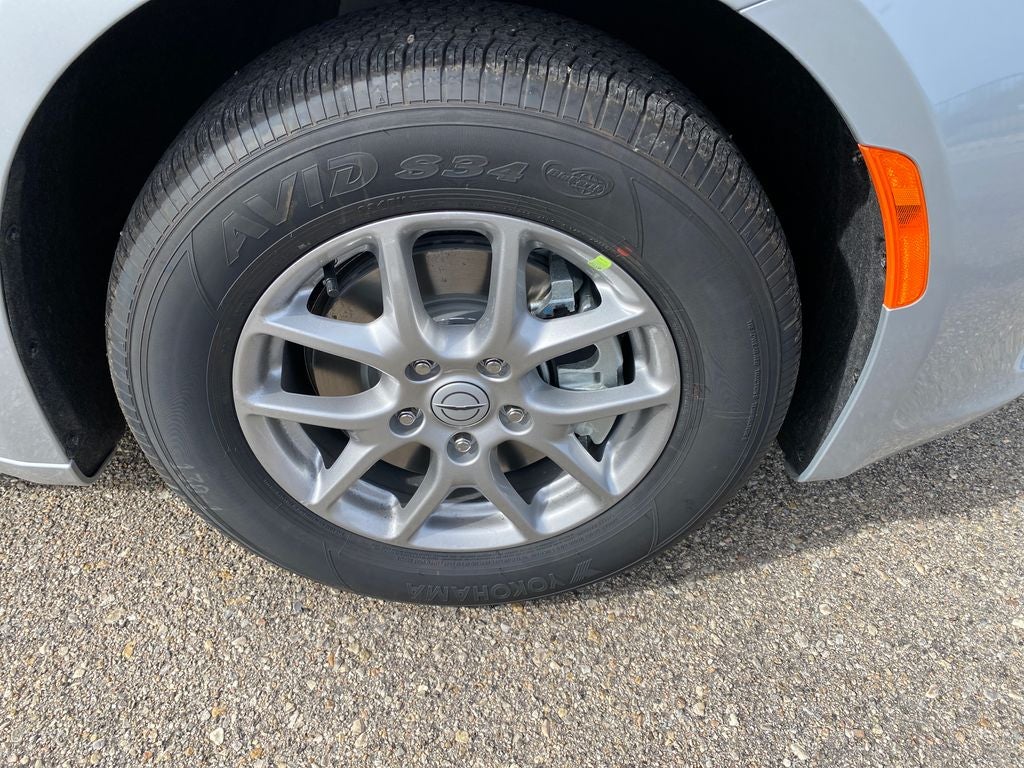 2026 Chrysler Voyager VOYAGER LX