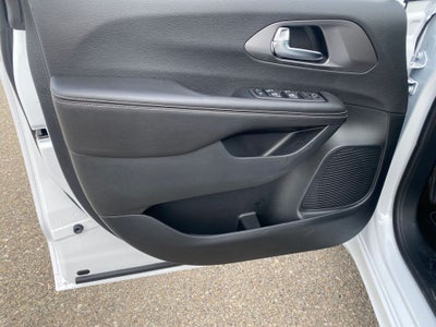 2026 Chrysler Voyager VOYAGER LX