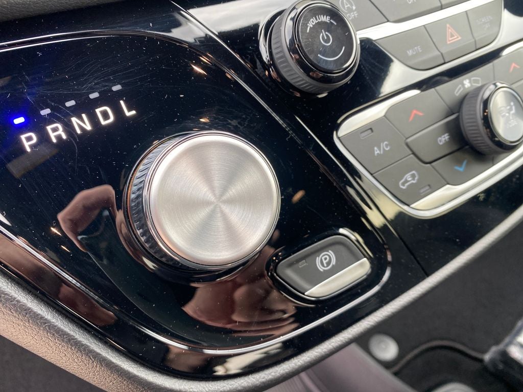 2026 Chrysler Voyager VOYAGER LX