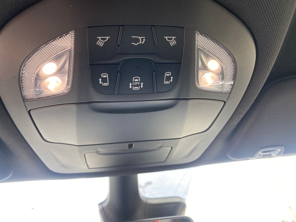 2026 Chrysler Voyager VOYAGER LX