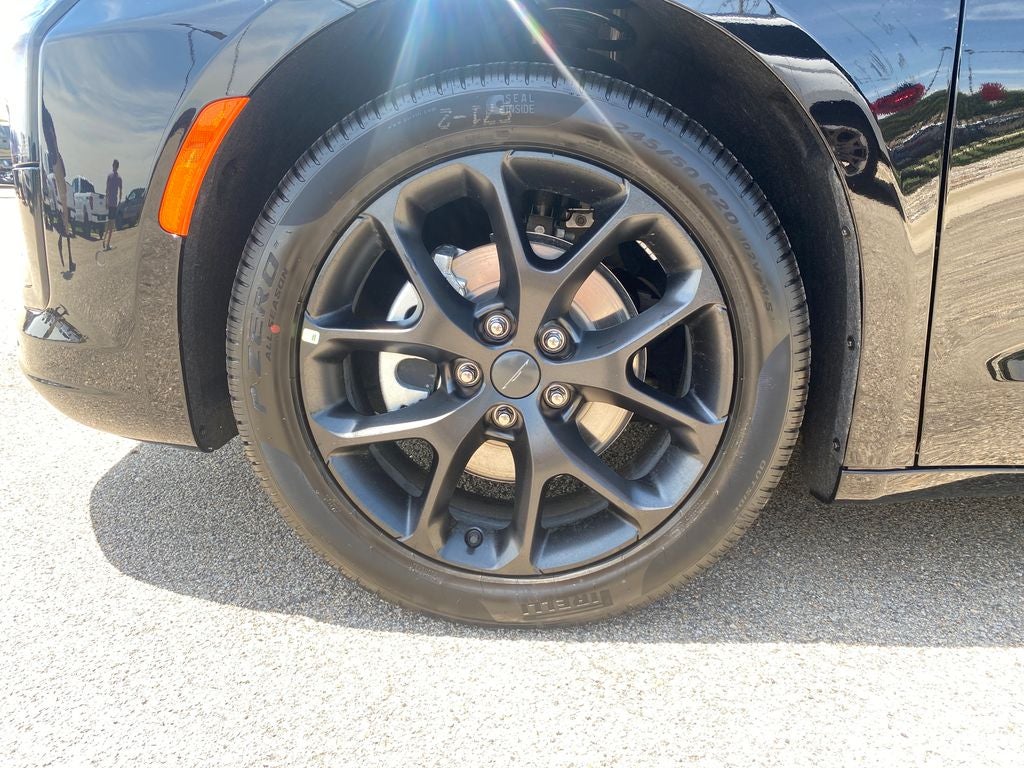 2027 Chrysler Pacifica PACIFICA LIMITED