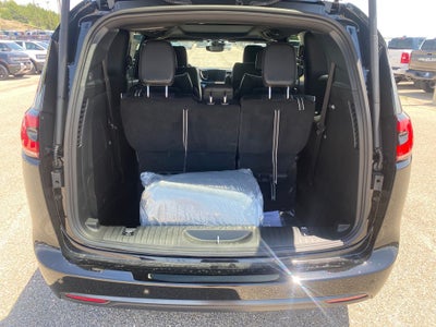 2027 Chrysler Pacifica PACIFICA LIMITED