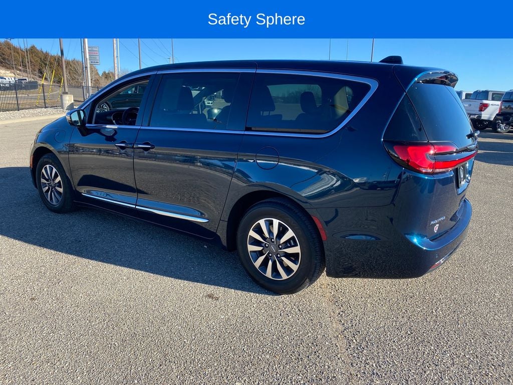 2023 Chrysler Pacifica Hybrid Limited
