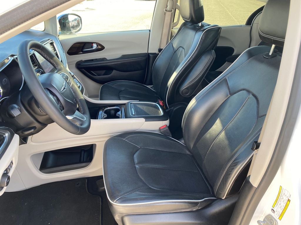 2023 Chrysler Pacifica Hybrid Limited