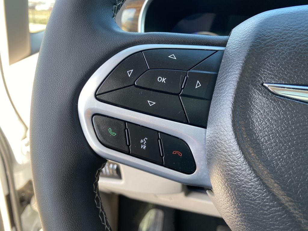 2023 Chrysler Pacifica Hybrid Limited