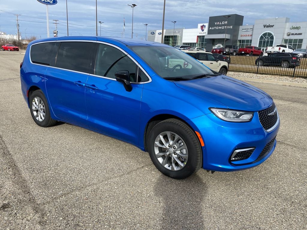 2026 Chrysler Pacifica PACIFICA SELECT AWD