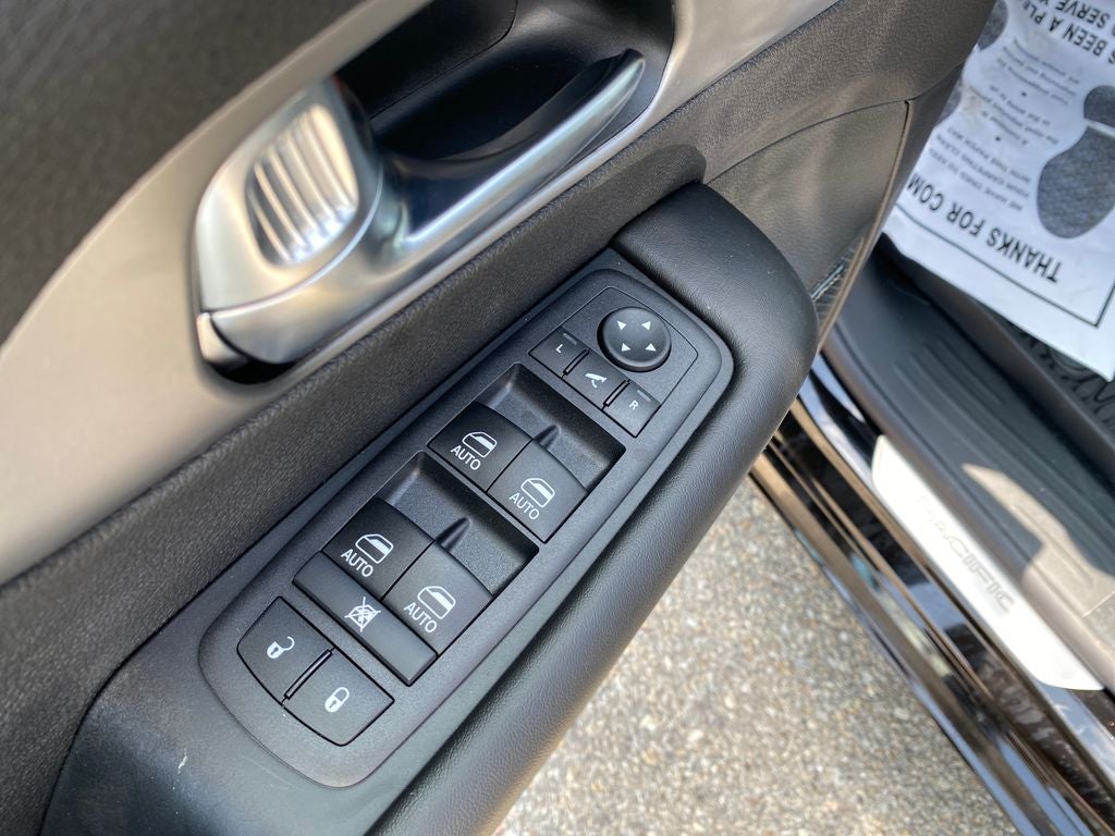 2027 Chrysler Pacifica PACIFICA LIMITED AWD