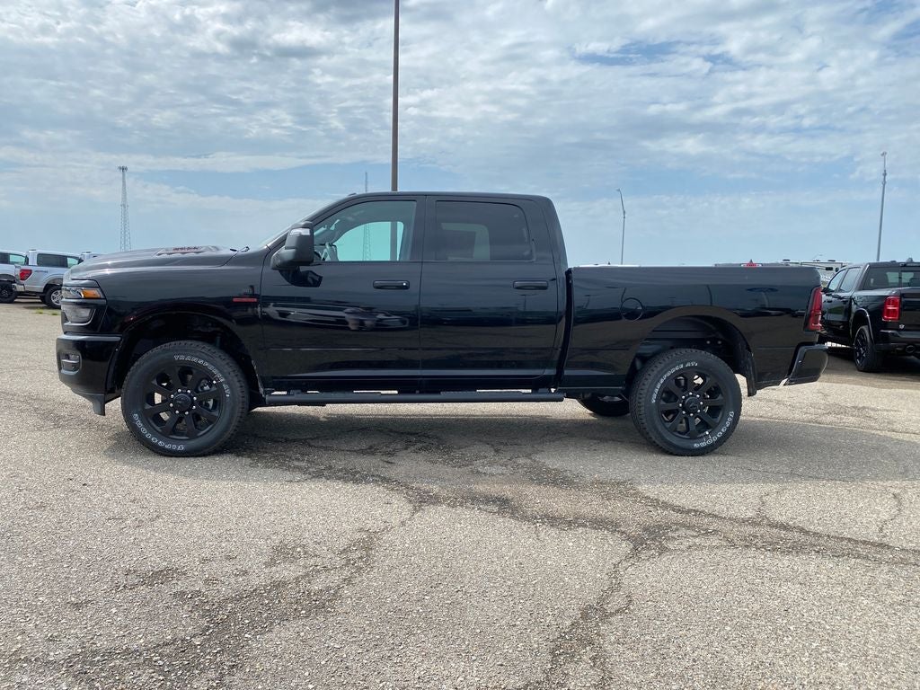 2026 RAM Ram 2500 RAM 2500 BLACK EXPRESS CREW CAB 4X4 6'4' BOX