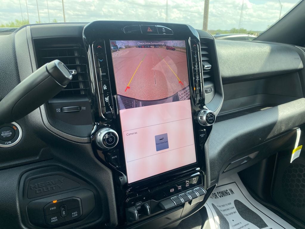 2026 RAM Ram 2500 RAM 2500 BLACK EXPRESS CREW CAB 4X4 8' BOX