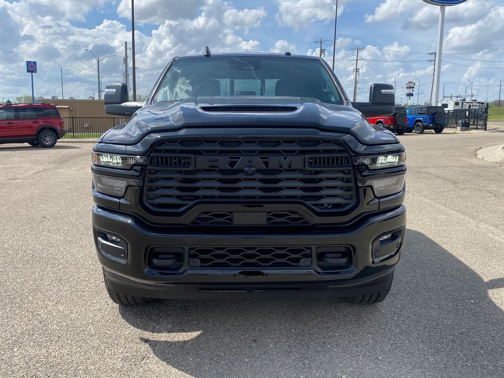 2026 RAM Ram 2500 RAM 2500 BLACK EXPRESS CREW CAB 4X4 8' BOX