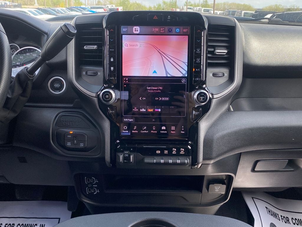 2026 RAM Ram 2500 RAM 2500 BLACK EXPRESS CREW CAB 4X4 8' BOX