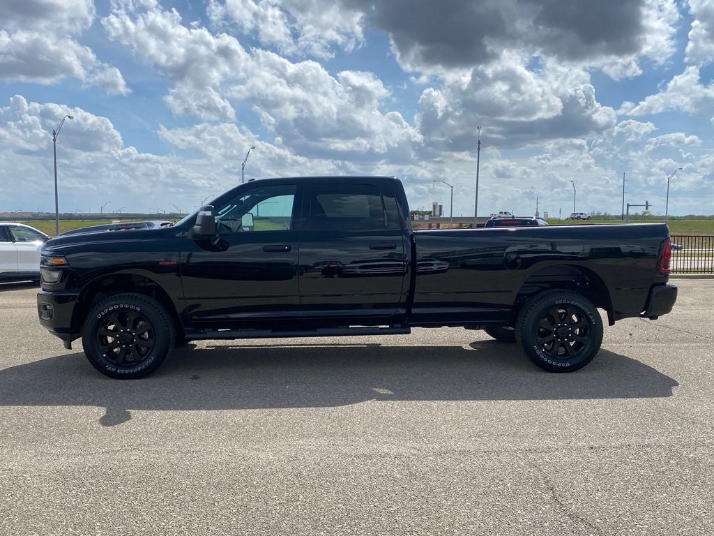 2026 RAM Ram 2500 RAM 2500 BLACK EXPRESS CREW CAB 4X4 8' BOX