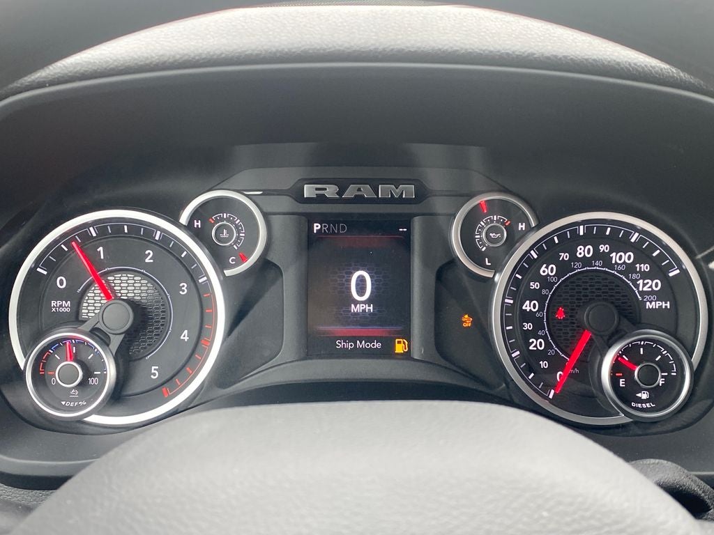 2026 RAM Ram 2500 RAM 2500 BLACK EXPRESS CREW CAB 4X4 8' BOX