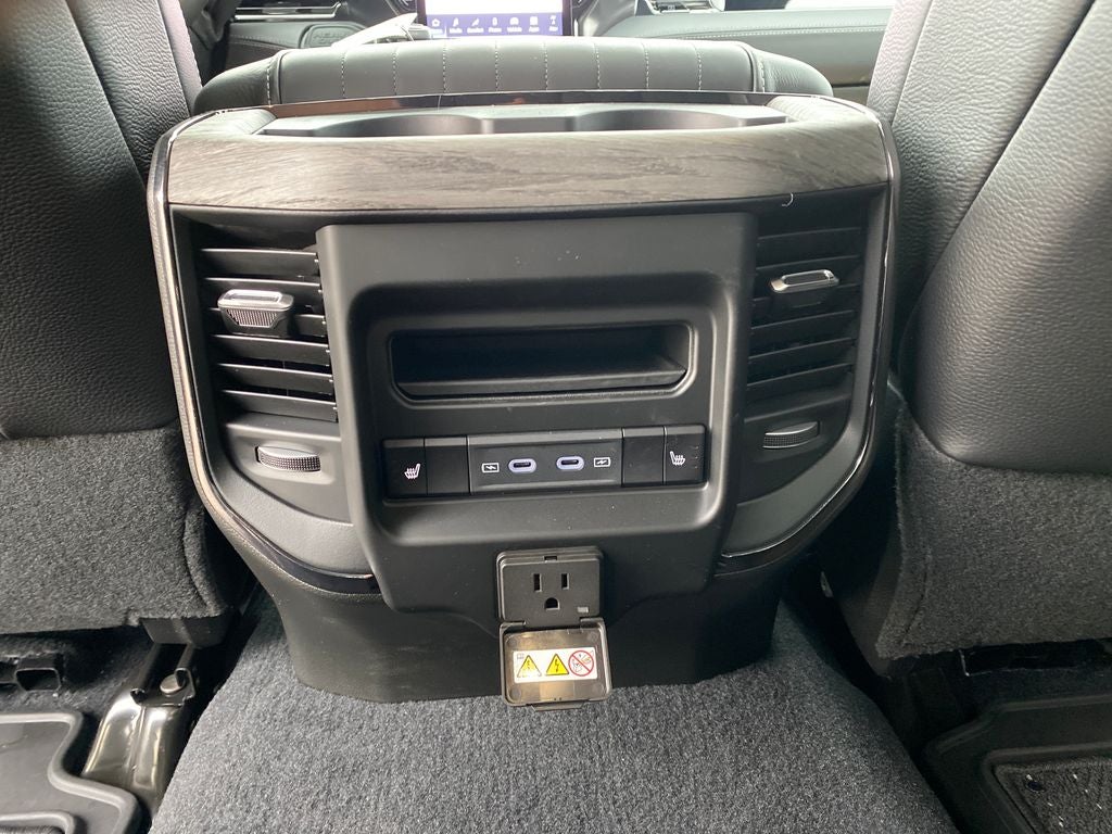 2026 RAM 2500 RAM 2500 LIMITED CREW CAB 4X4 6'4' BOX