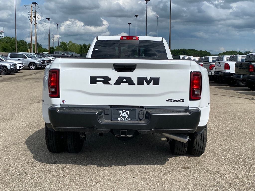 2026 RAM Ram 3500 RAM 3500 TRADESMAN CREW CAB 4X4 8' BOX