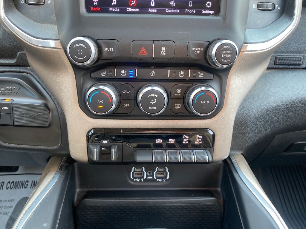 2021 RAM 3500 Laramie Crew Cab 4x4 8' Box
