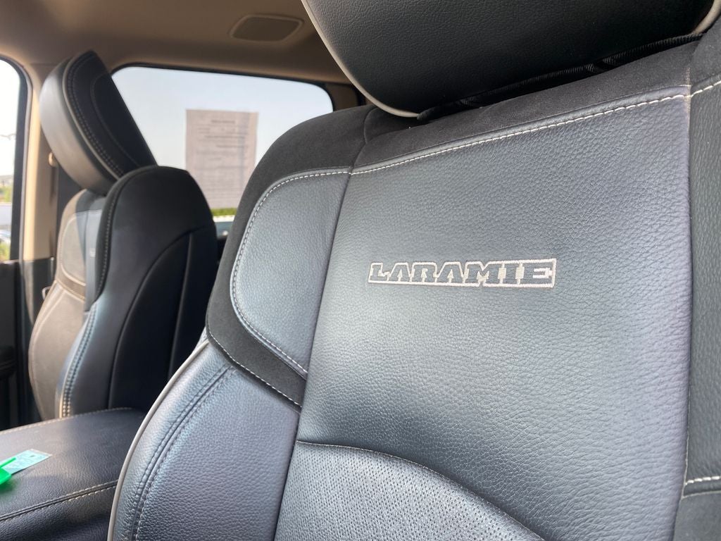 2021 RAM 3500 Laramie Crew Cab 4x4 8' Box