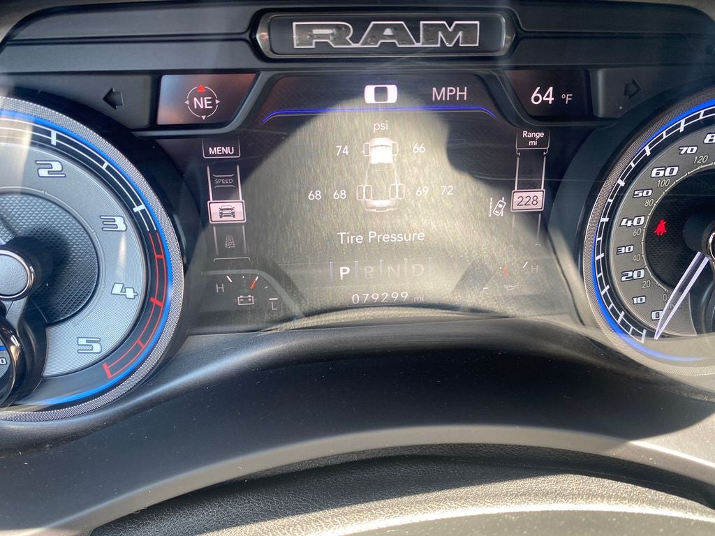 2022 RAM 3500 Limited Crew Cab 4x4 8' Box